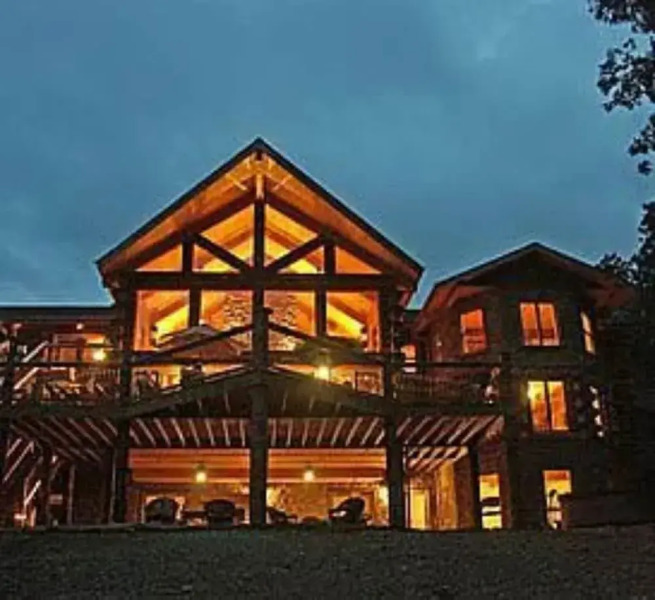 White River Lodge Bed and Breakfast