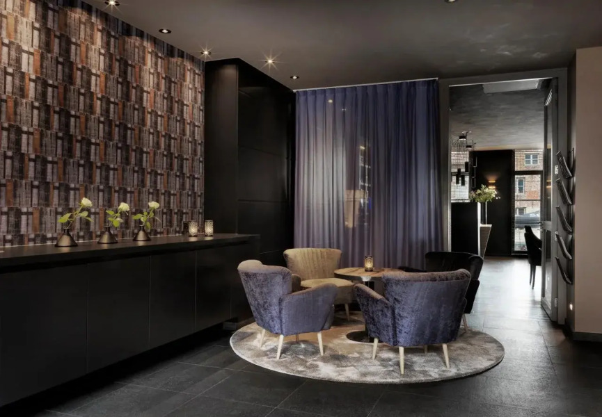 Hotel Harmony