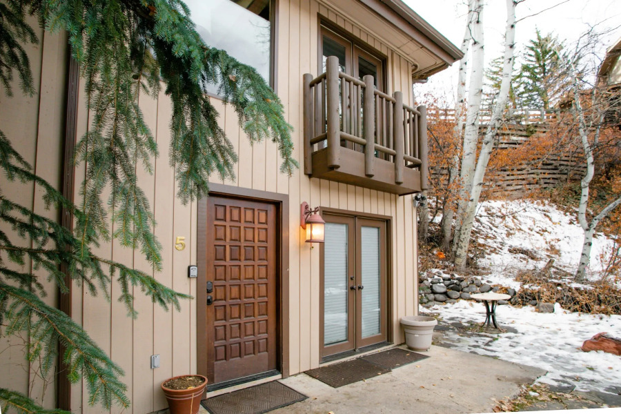 HOLT - Incredible Two-Story Condo On Ajax with Mountain Views