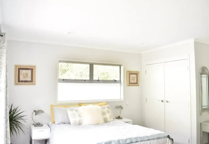 Quaint 2 Bed Family Home in Titirangi