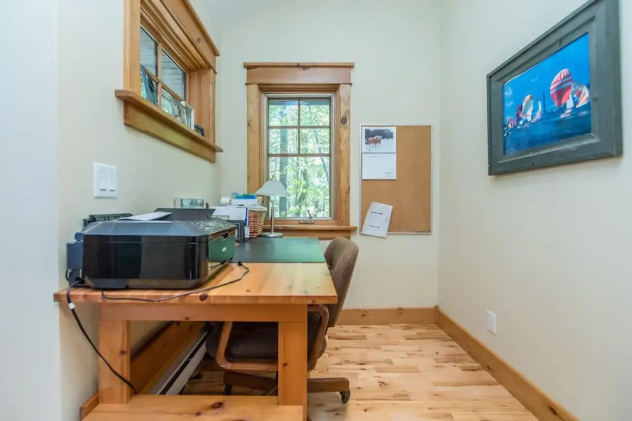 Sunset Dreams A Lovely 4 bed 3 bath family cottage on Lake Rosseau