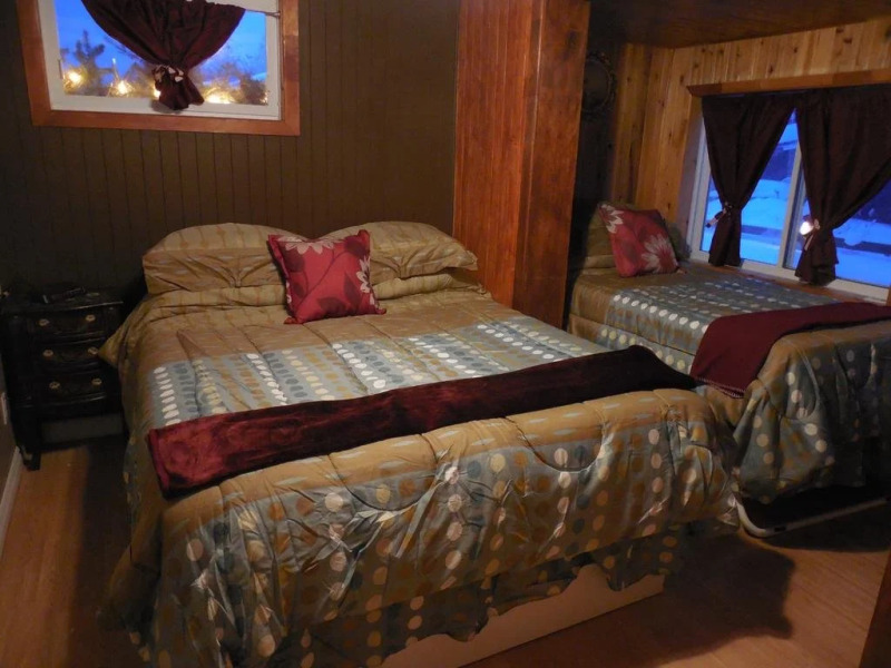 Chalets & appartements Au Chant De La Rivière