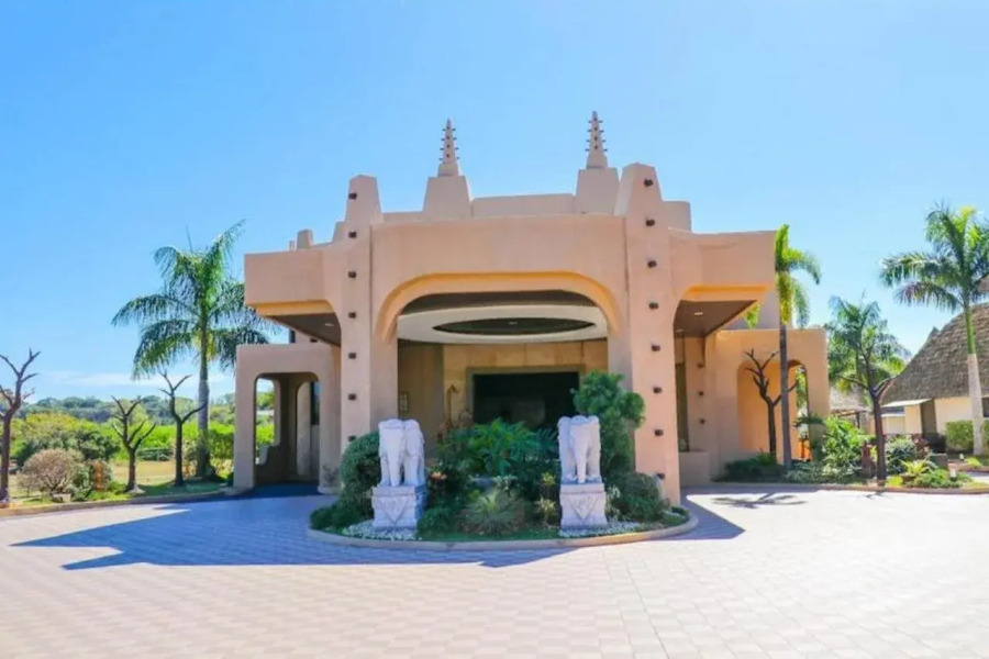 Safari Hotel and Villas powered by Cocotel