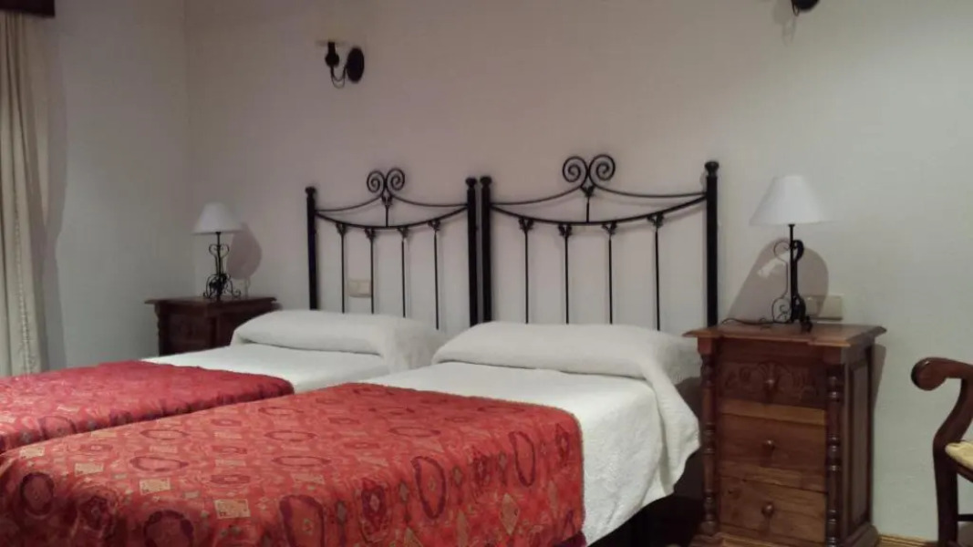 Hostal Rio Almar