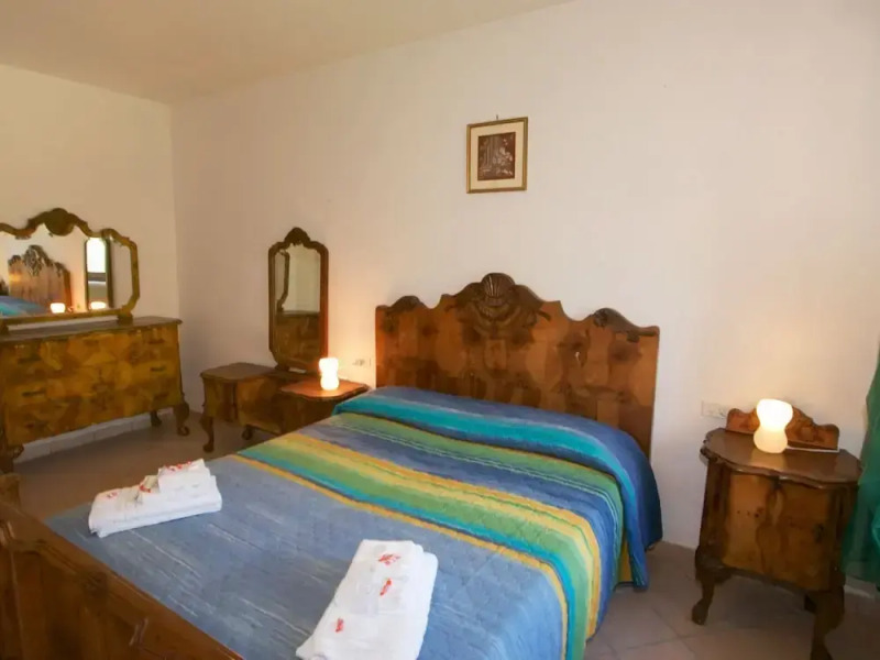 Vintage Cottage in Roccamorice with Garden