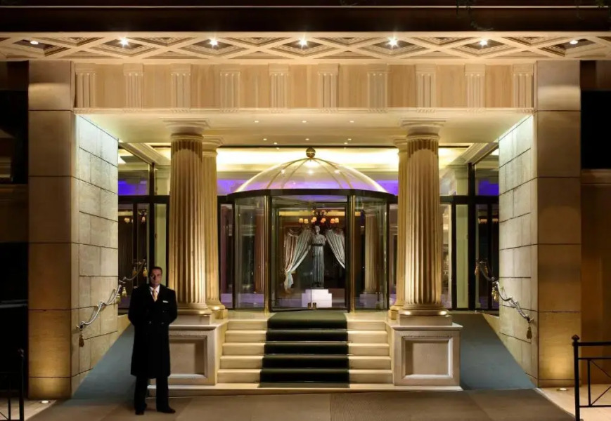 Отель Royal Olympic 