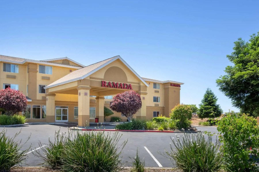 Holiday Inn Express Redding North by IHG