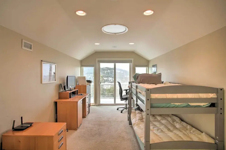 Secluded Home w/ Pool ~ 14 Mi to Coeur D'alene!