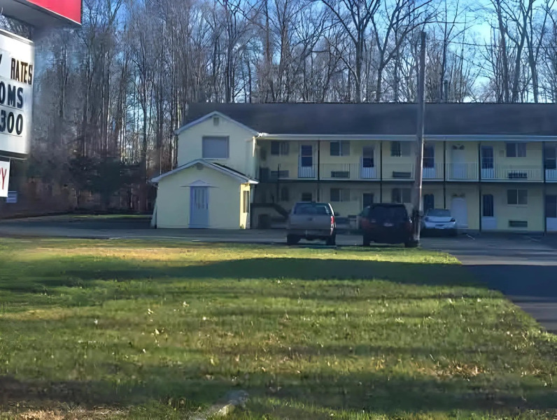 Country Place Inn And Suites