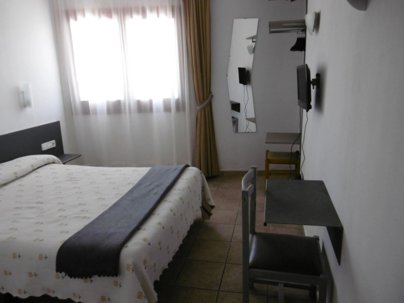 HOTEL ORENETA - Gironella