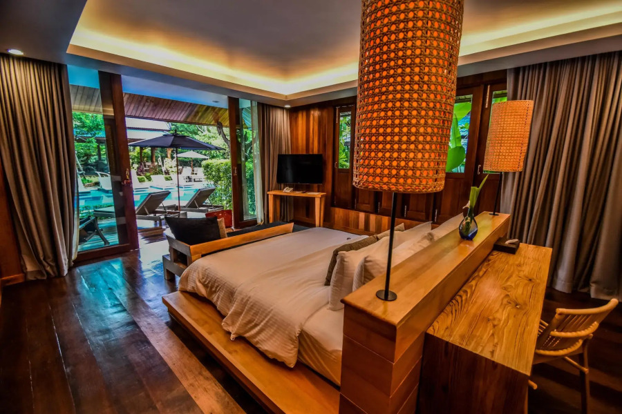 The Nine Thipthara Klongson Resort