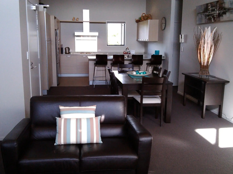 Sovereign Pier on the Waterways