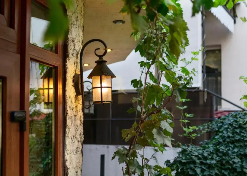 Отель «Лермонтовский»