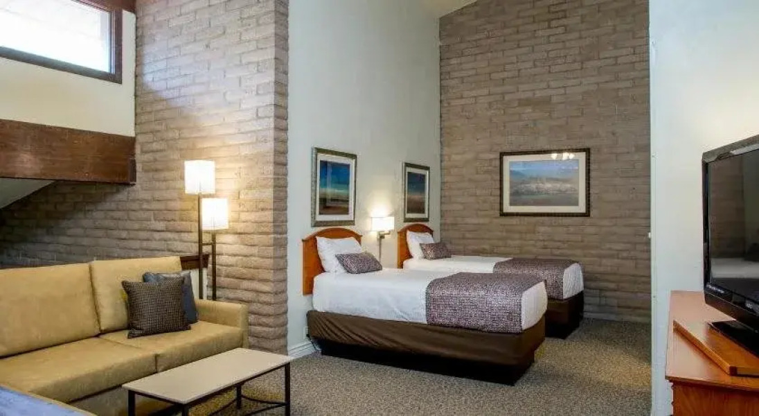 Sandstone Creek Club Condominiums