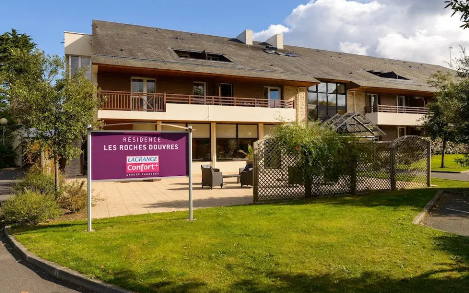 Lagrange Vacances Les Roches Douvres