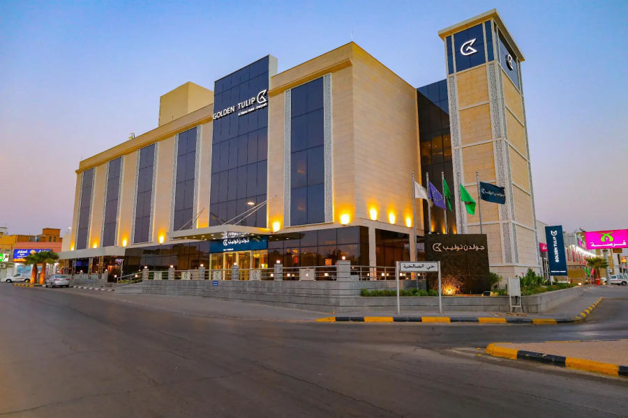 Cheerful Al Waha Unayzah Hotel