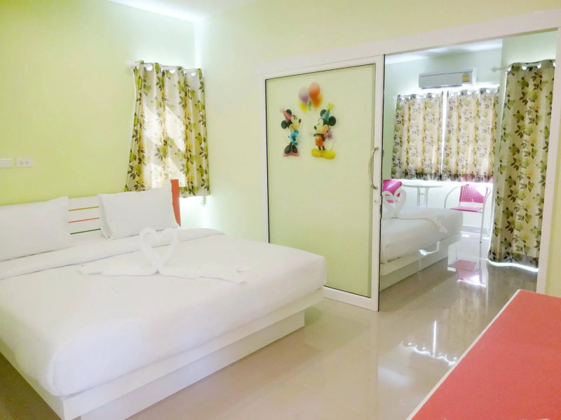 Holland Resort Phuket (SHA Extra Plus)