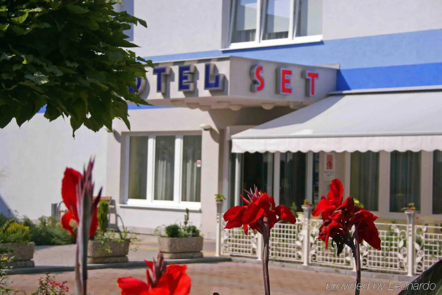 Hotel SET