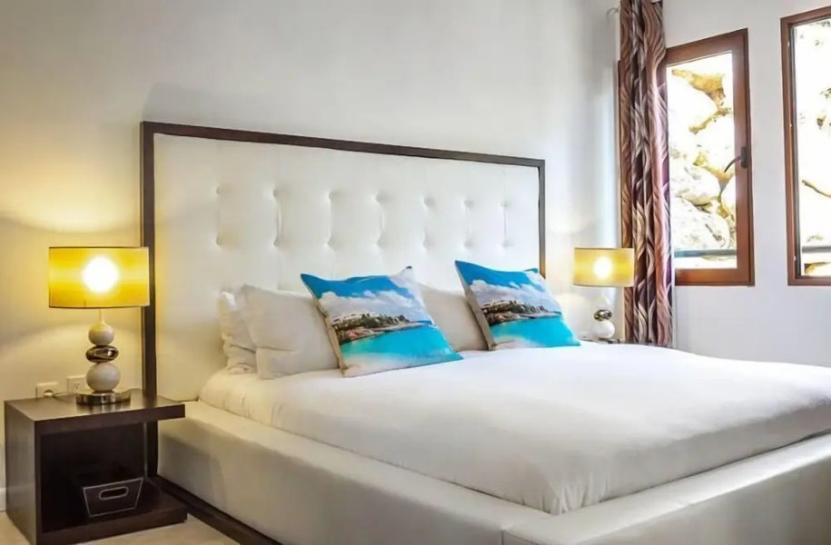 Condo Bijou