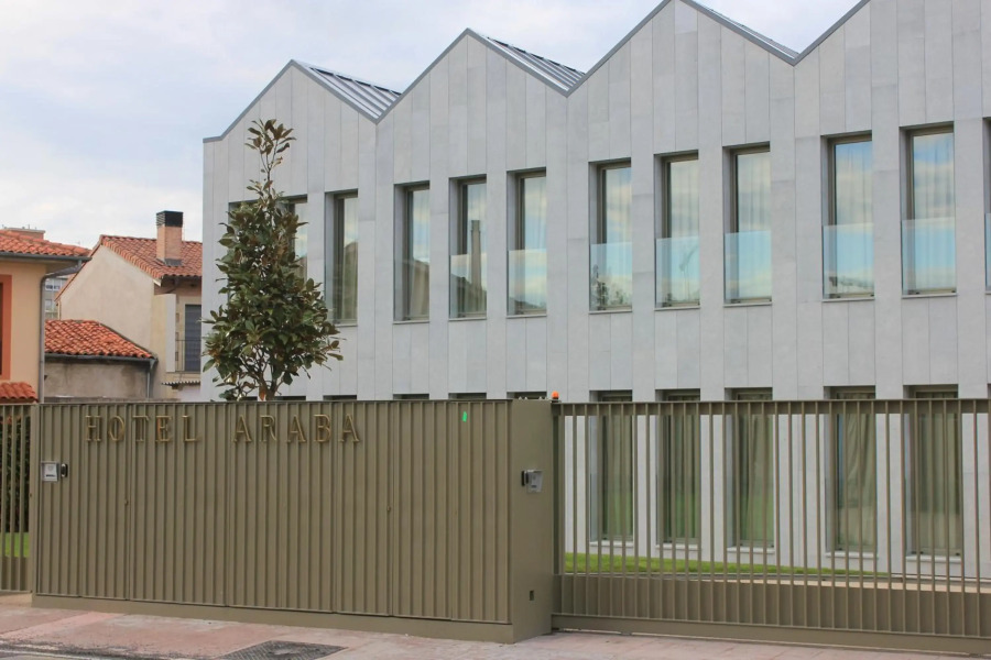 Hotel Restaurante Araba