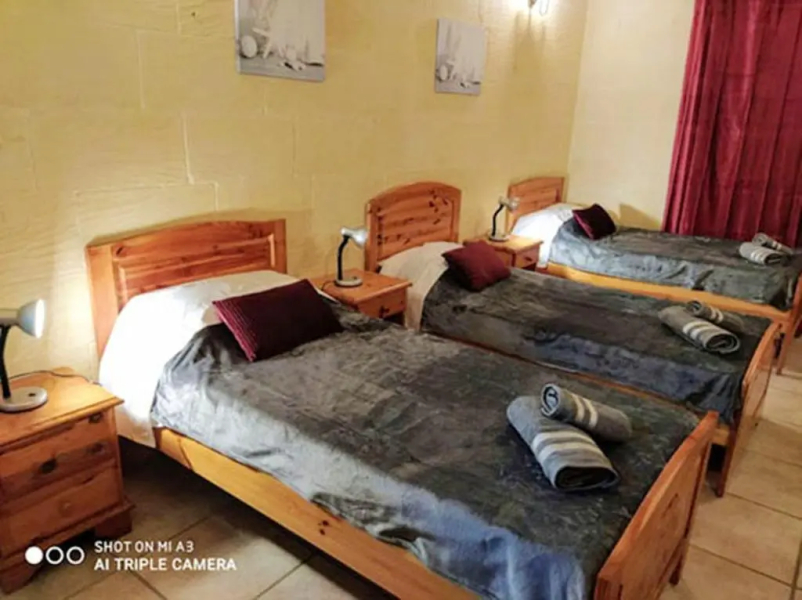 3 bedrooms villa with private pool and wifi at Qala