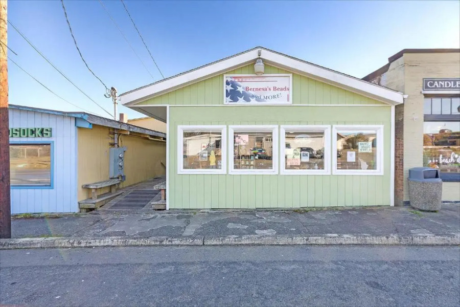 Anchor In Beach House