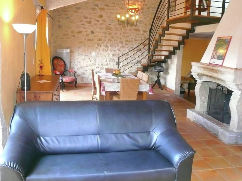 Stylish Villa in Fraissé-des-corbières With Swimming Pool