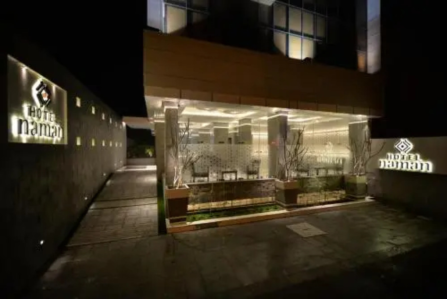 Naman Hotel