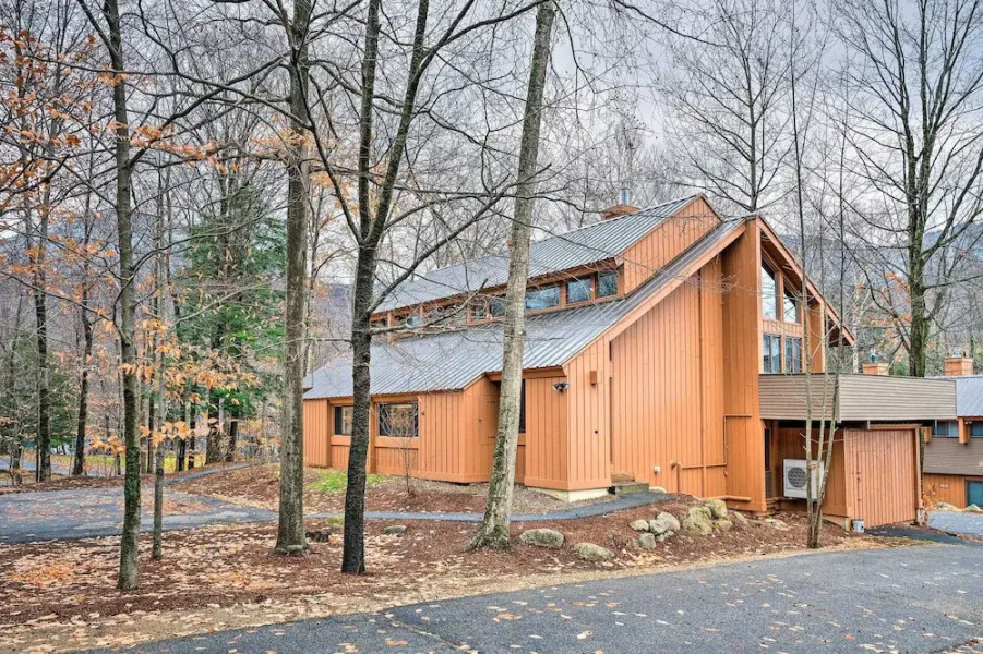 Village of Loon Condo in Lincoln w/ Pool Access