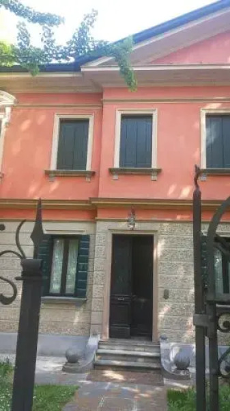 La Casa Di Viale Cairoli