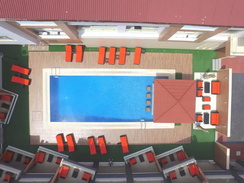 Pearl Hotel & Residence