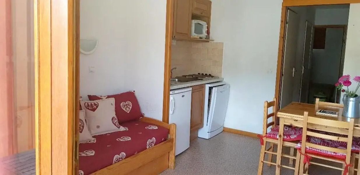 Apartment With one Bedroom in Le Dévoluy, With Wonderful Mountain View and Balcony