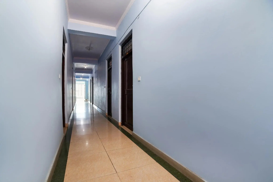 OYO 69790 Bhaiya Hotel