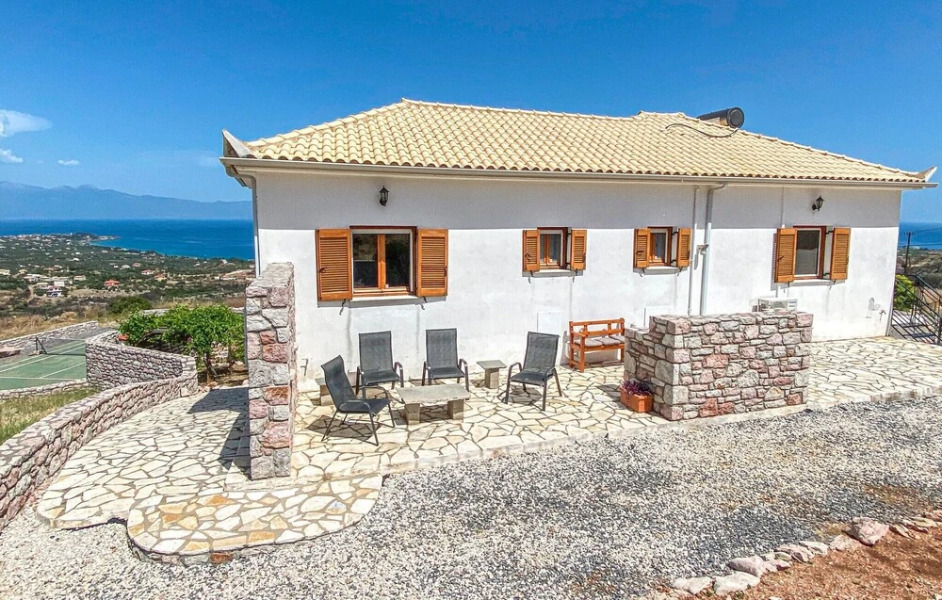 Awesome Home in Koroni With Outdoor Swimming Pool, Wifi and 4 Bedrooms