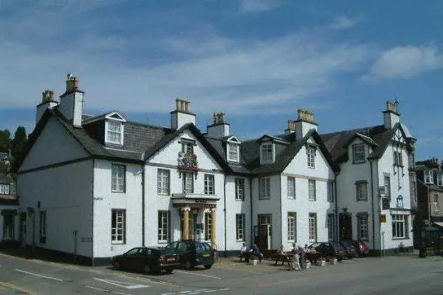 Best Western Burnett Arms Hotel