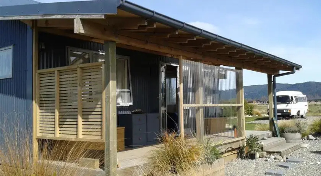 Te Anau Holiday Houses - Beech Retreat
