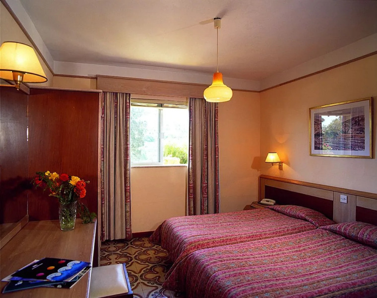 Sundown Court Leisure Resort