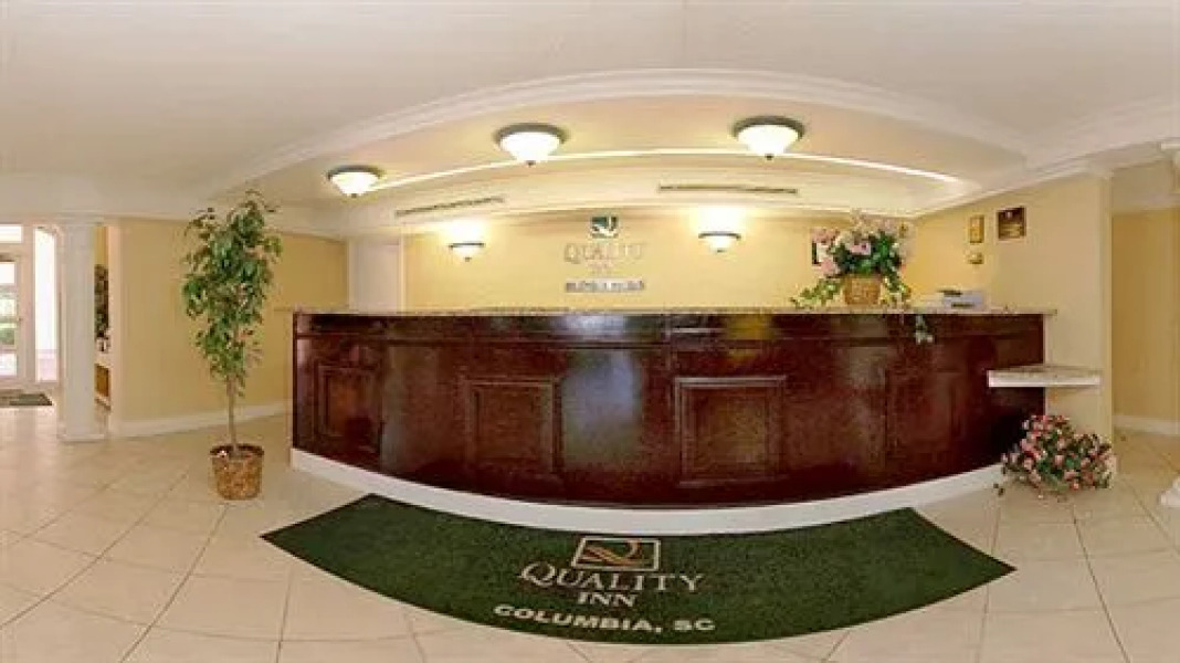 OYO Hotel Columbia SC I-20/I-26