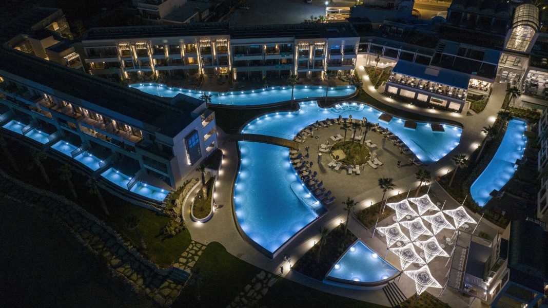 Amira Luxury Resort & Spa