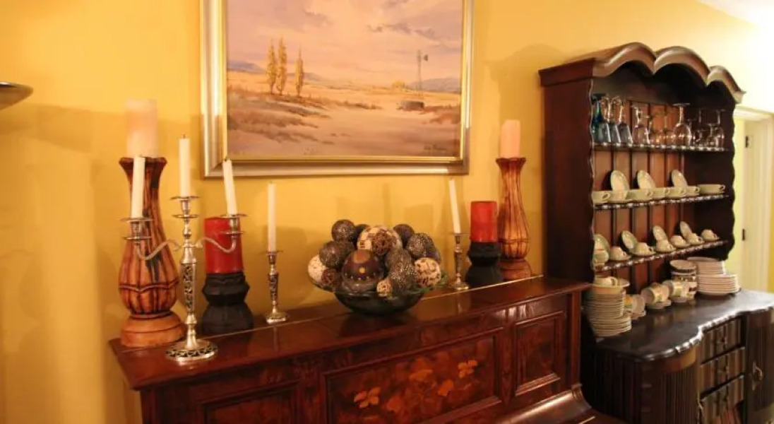 Tranquil House Bed & Breakfast