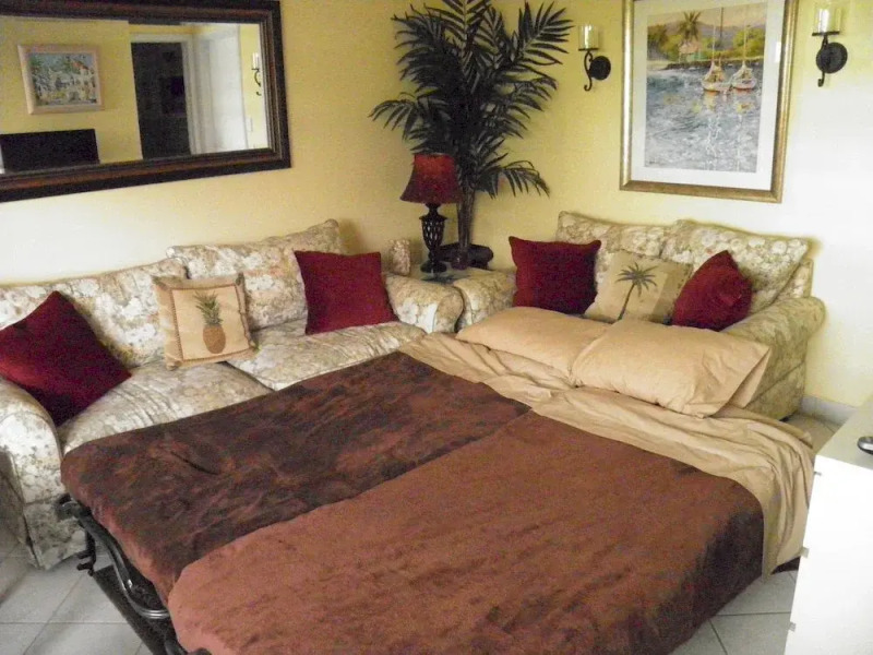 Deerfield Buccaneer Resort Apartments