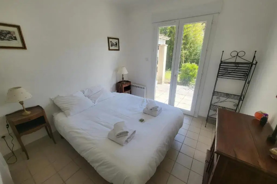 Beautiful country house with garden