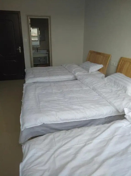 Lingshan Tour Pal Inn