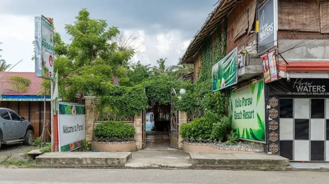 Iloilo Paraw Beach Resort
