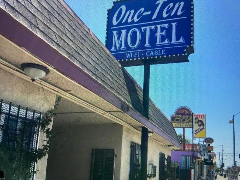 One Ten Motel