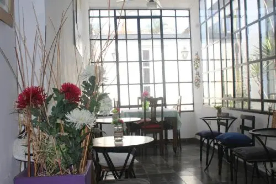 Las Mananitas Casa Hotel