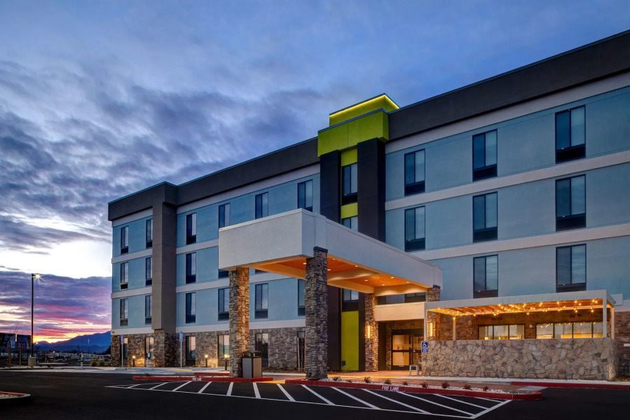 Home2 Suites By Hilton Redding