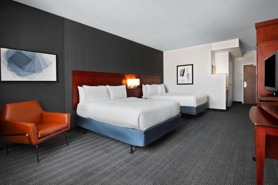 Courtyard Kansas City at Briarcliff