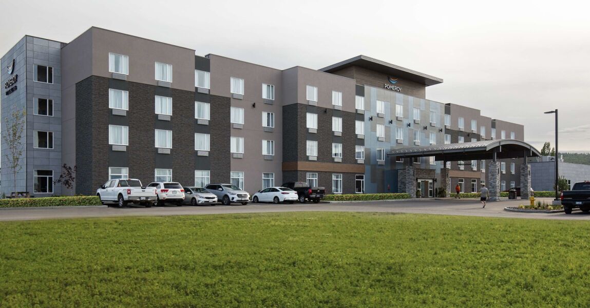 Pomeroy Inn & Suites Prince George