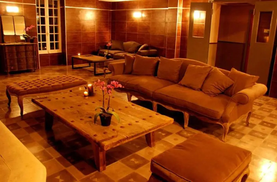 Hotel Les Mazets Des Roches